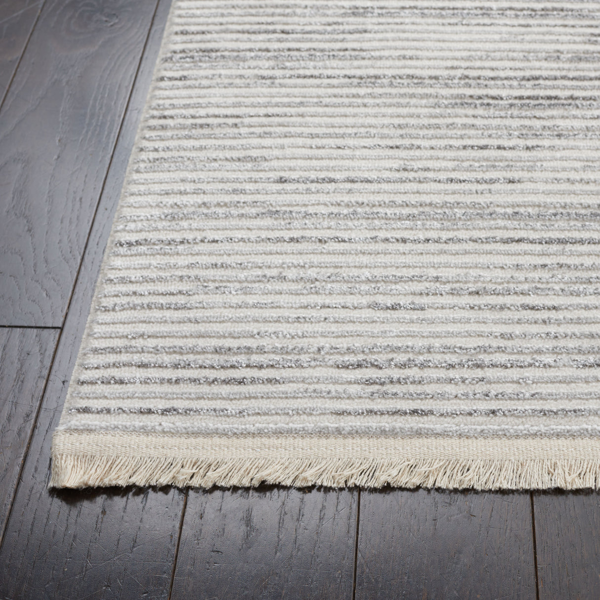 Safavieh Whisper Whs565F Light Grey/Ivory Rug.