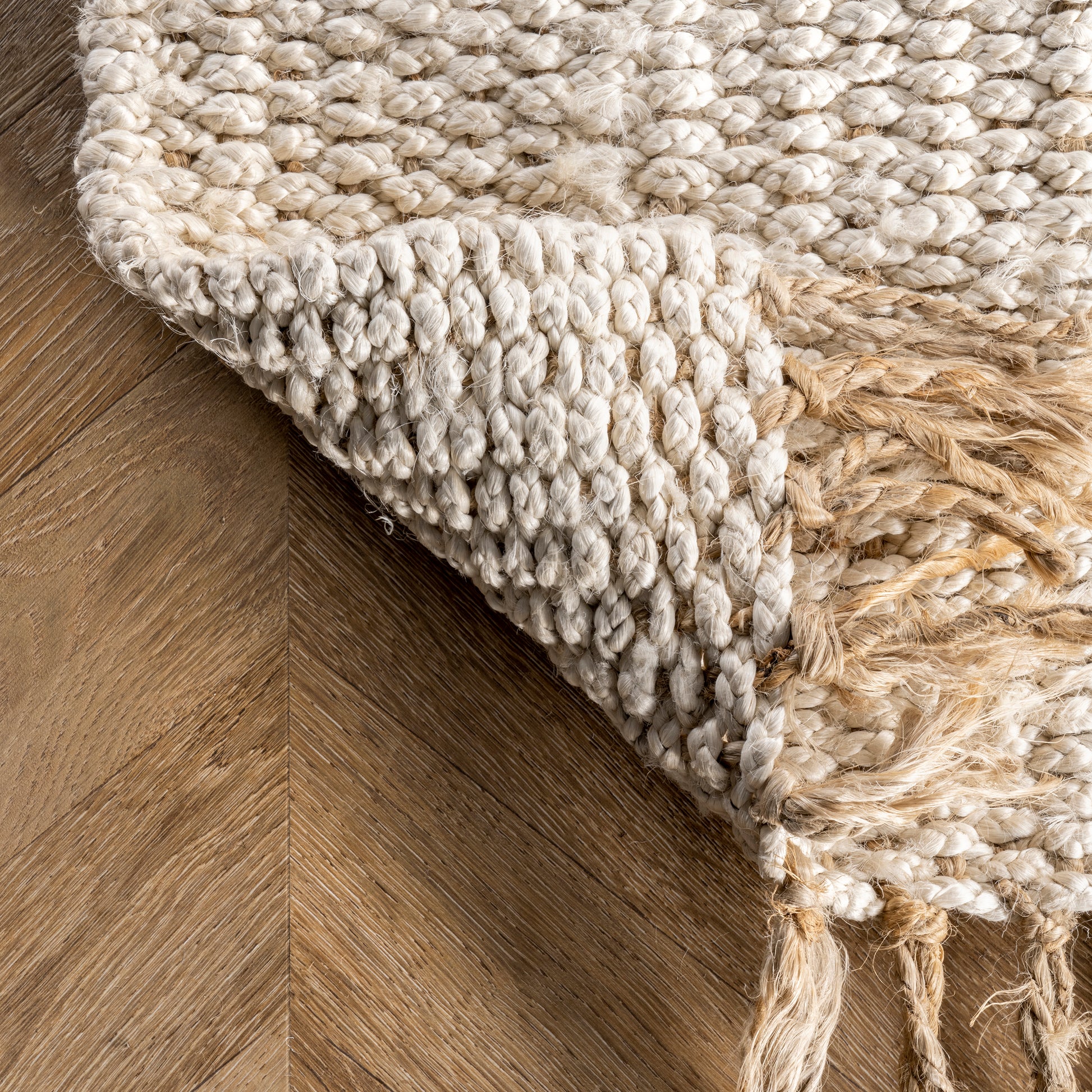 Nuloom Benavides Clal01A Off White Area Rug