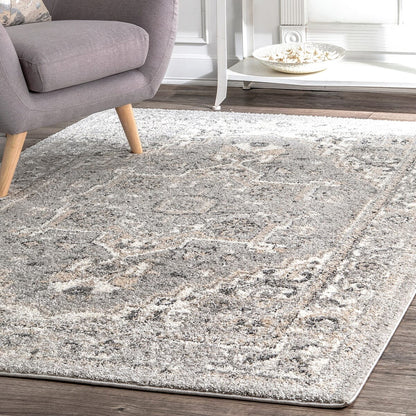 AreaRugs.com Nakra Injh61I Light Gray Vintage / Distressed Area Rug