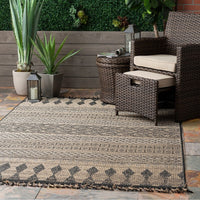 AreaRugs.com Nakra Nuuo68I Gray Moroccan Area Rug