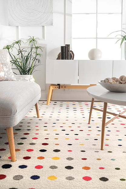 AreaRugs.com Nakra Snno48I Multi Geometric Area Rug