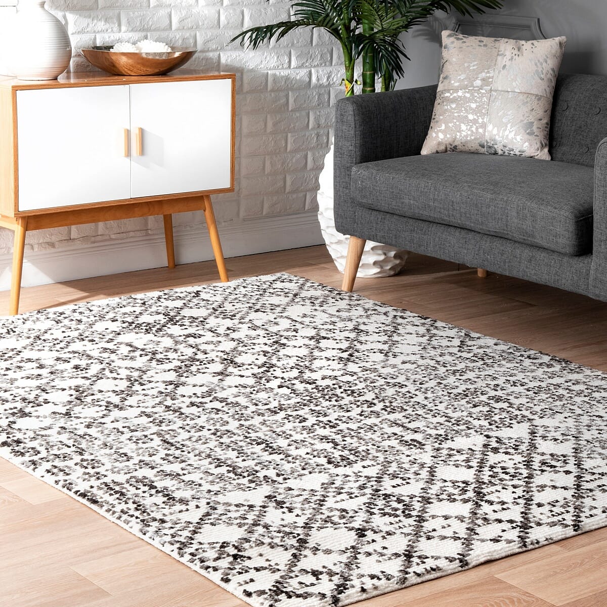 AreaRugs.com Nakra Loni62I Gray Moroccan Area Rug