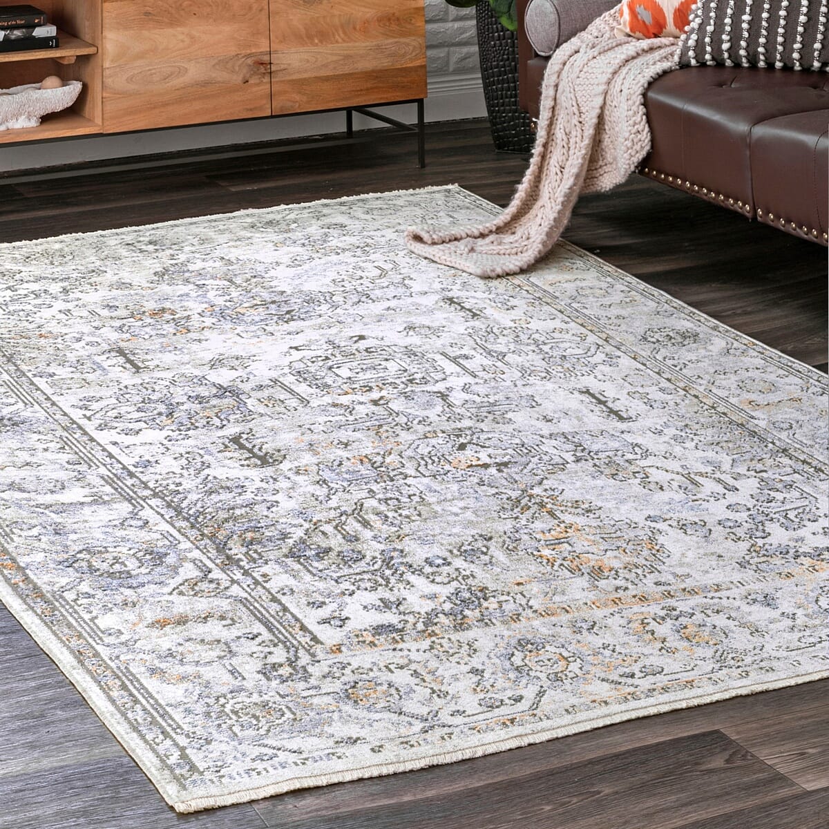 AreaRugs.com Nakra Ggir46I Gray Area Rug