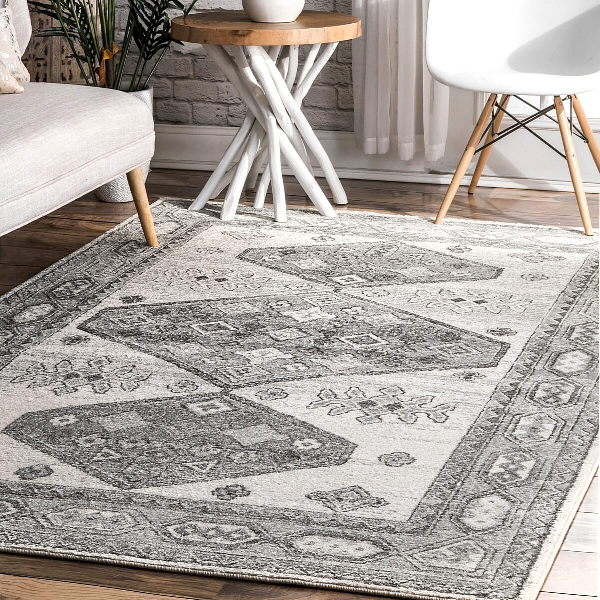 AreaRugs.com Nakra Omja26I Beige Area Rug