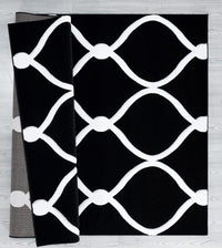 United Weavers Bristol Rodanthe Black (2050-11570) Geometric Area Rug