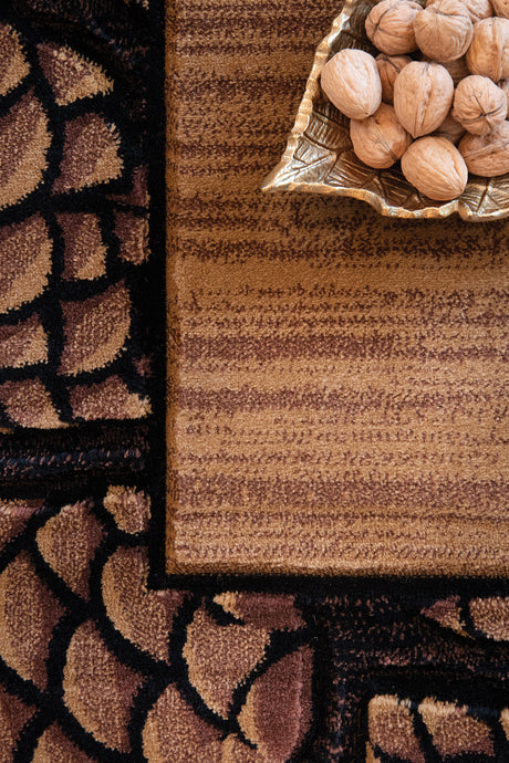 United Weavers Cottage Pine Border Beige (2055-41026) Rugs.