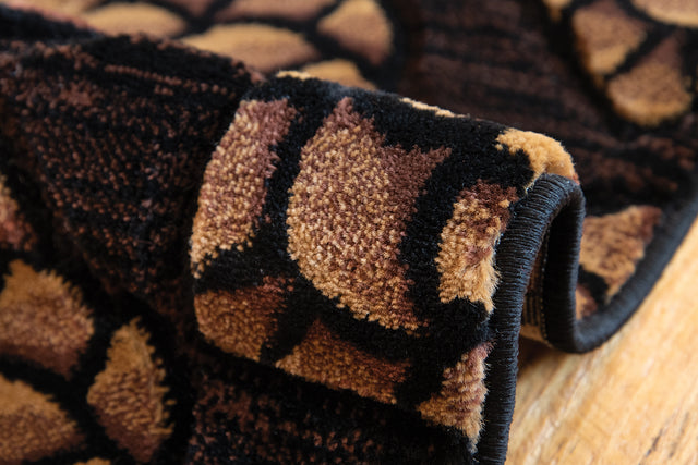 United Weavers Cottage Pine Border Beige (2055-41026) Rugs.