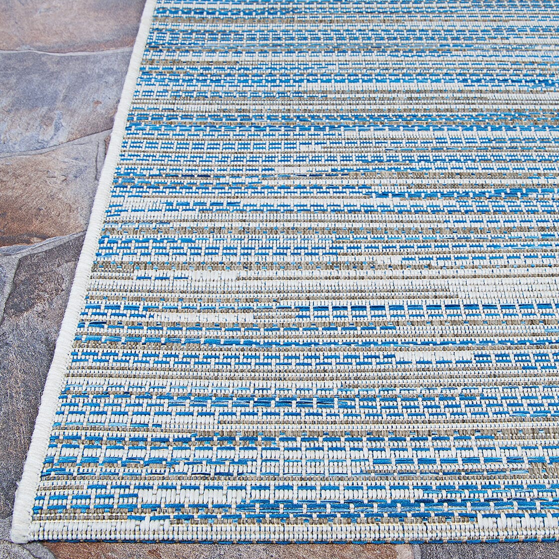 Couristan Monte Carlo Coastal Breeze 2333/2406 Ocean / Champagne Area Rug