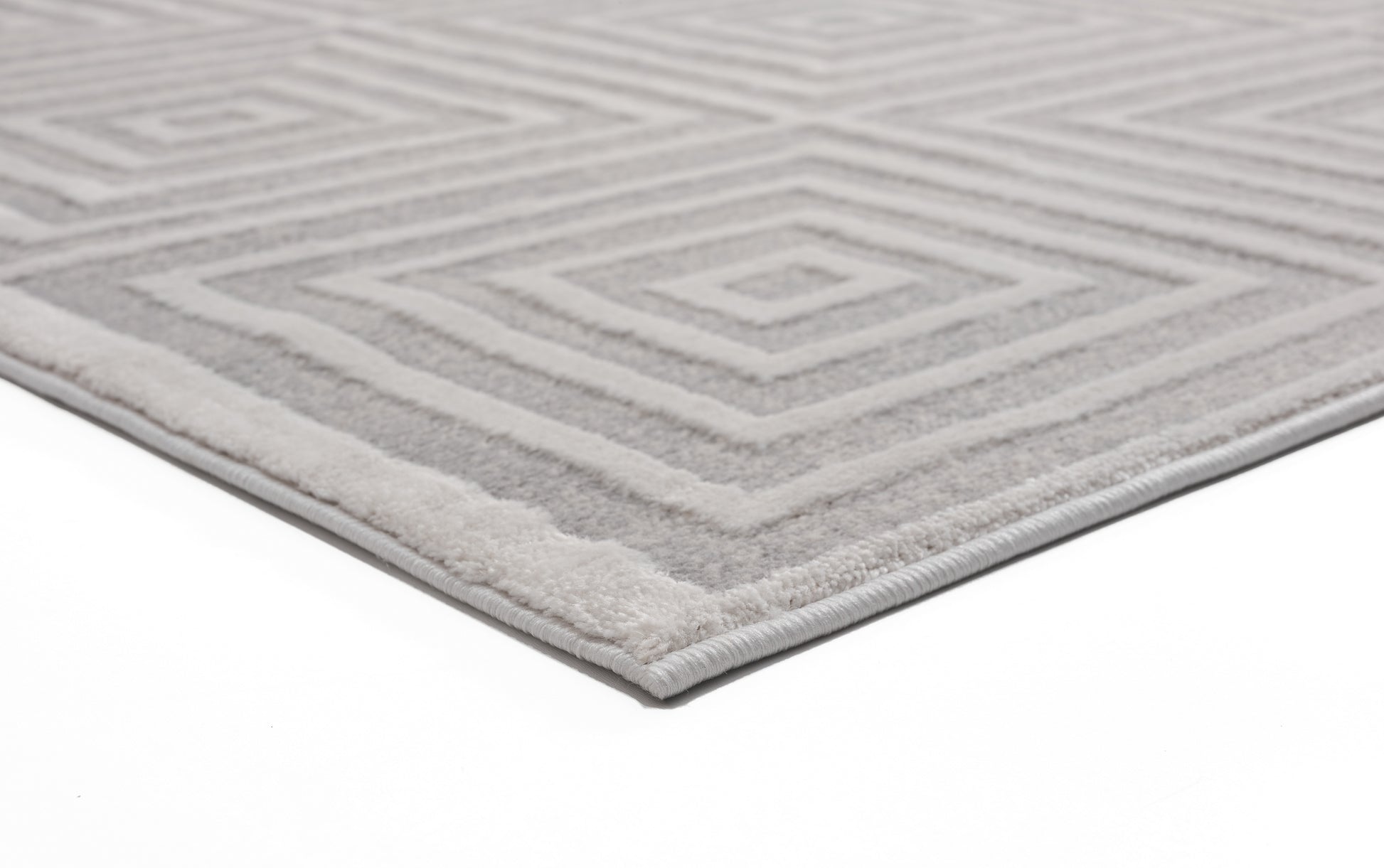 United Weavers Cascades Tehama Sand (2601-10827) Area Rug