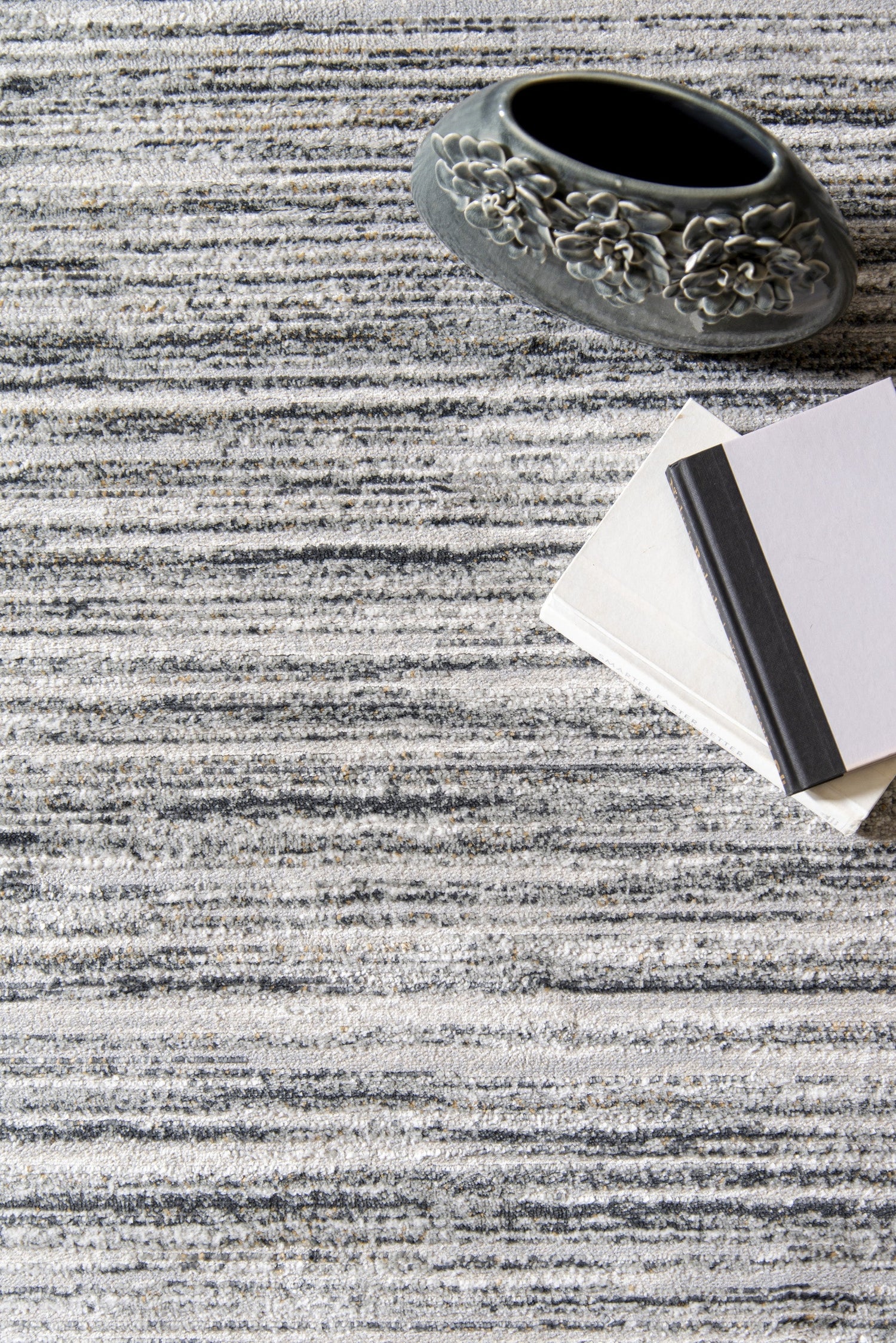 United Weavers Veronica Casino Wheat (2610-20191) Rugs.