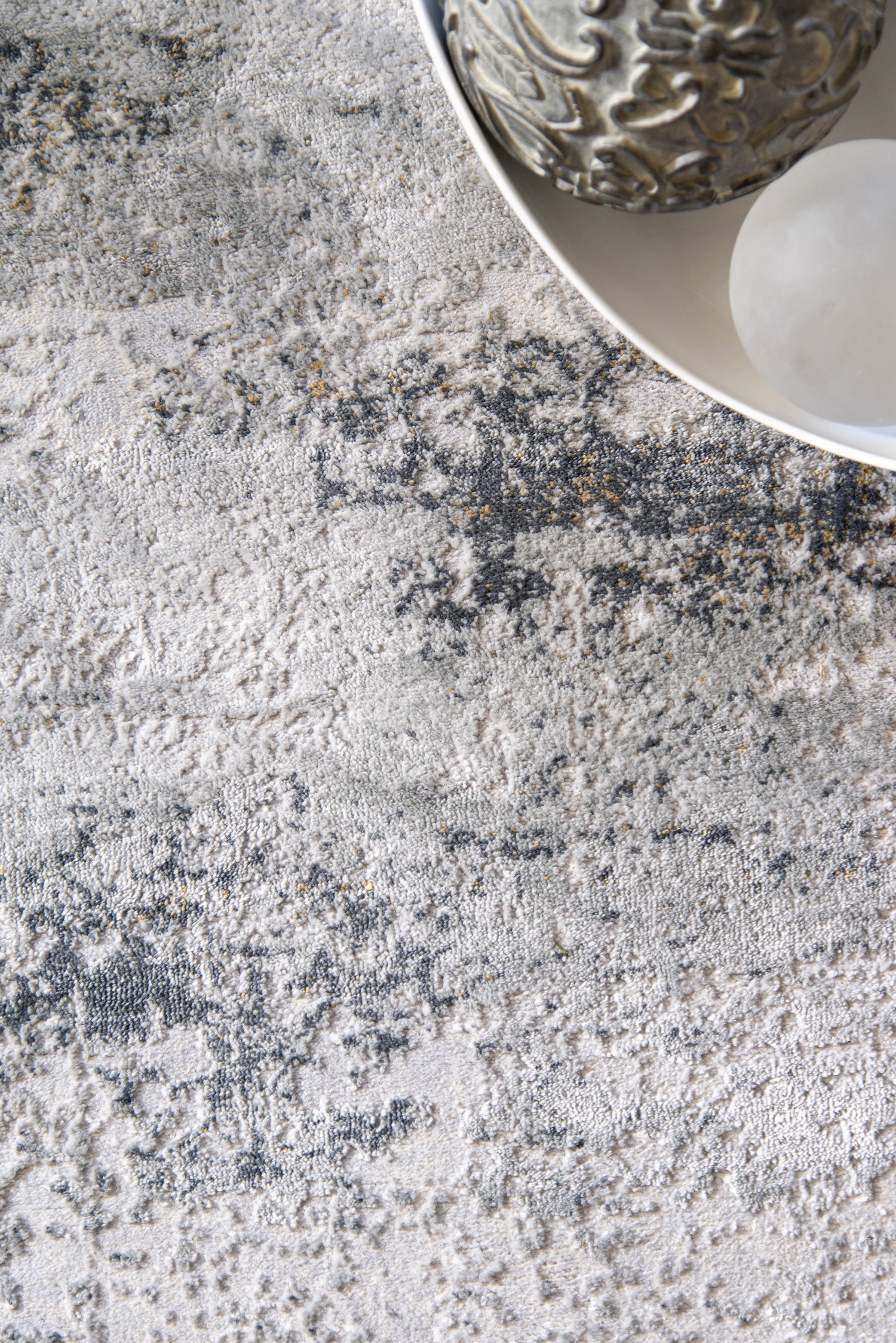 United Weavers Veronica Parker Wheat (2610-20291) Rugs.