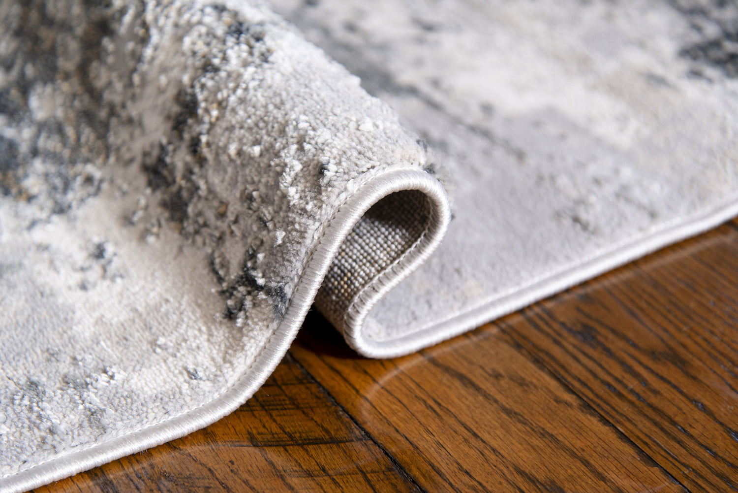 United Weavers Veronica Parker Wheat (2610-20291) Rugs.