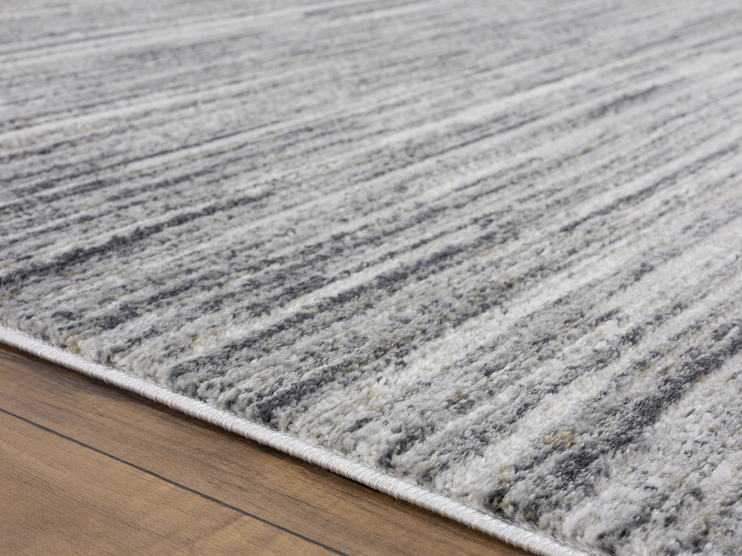 United Weavers Veronica Riseley Wheat (2610-20591) Rugs.