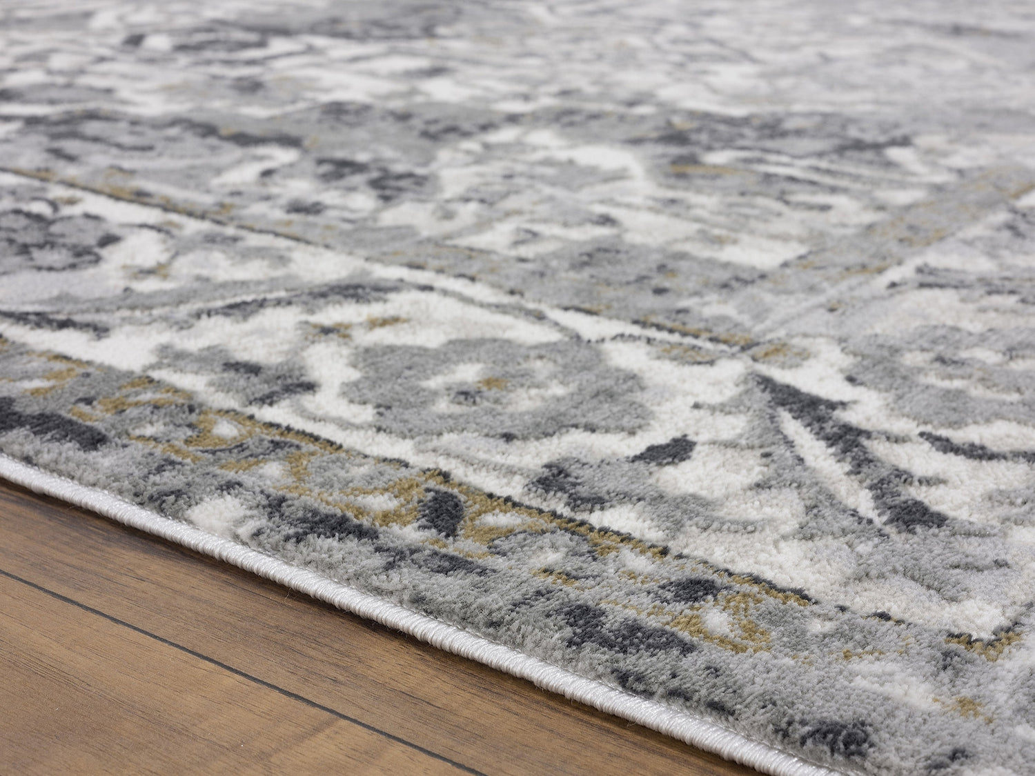 United Weavers Veronica Adelaide Wheat (2610-20691) Rugs.