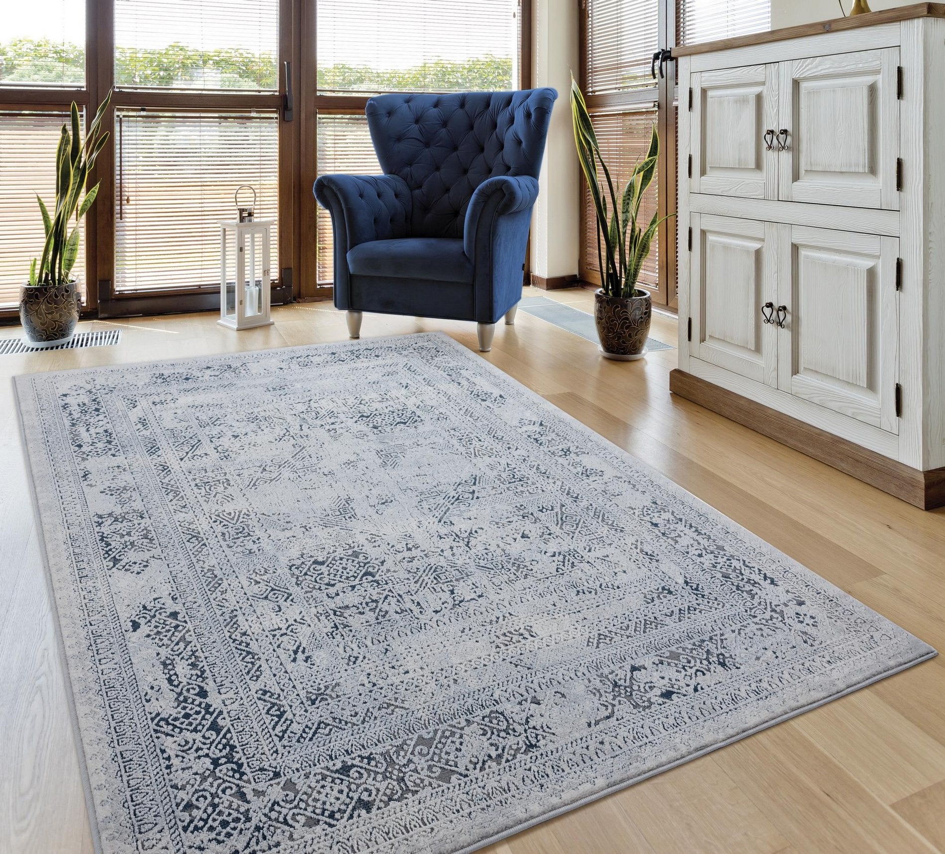 United Weavers Allure Bellamy Blue (2620-32060) Area Rug