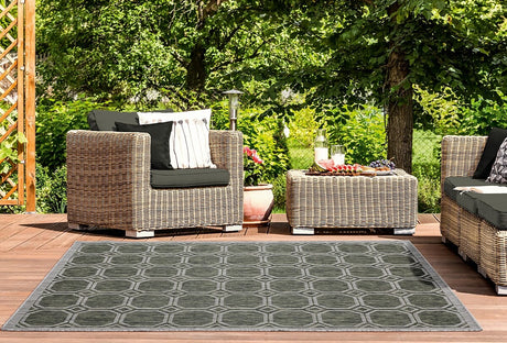 United Weavers Augusta Balos Green (3900-10645) Rugs.