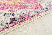 United Weavers Abigail Seraphina Magenta (713-20481) Vintage / Distressed Area Rug