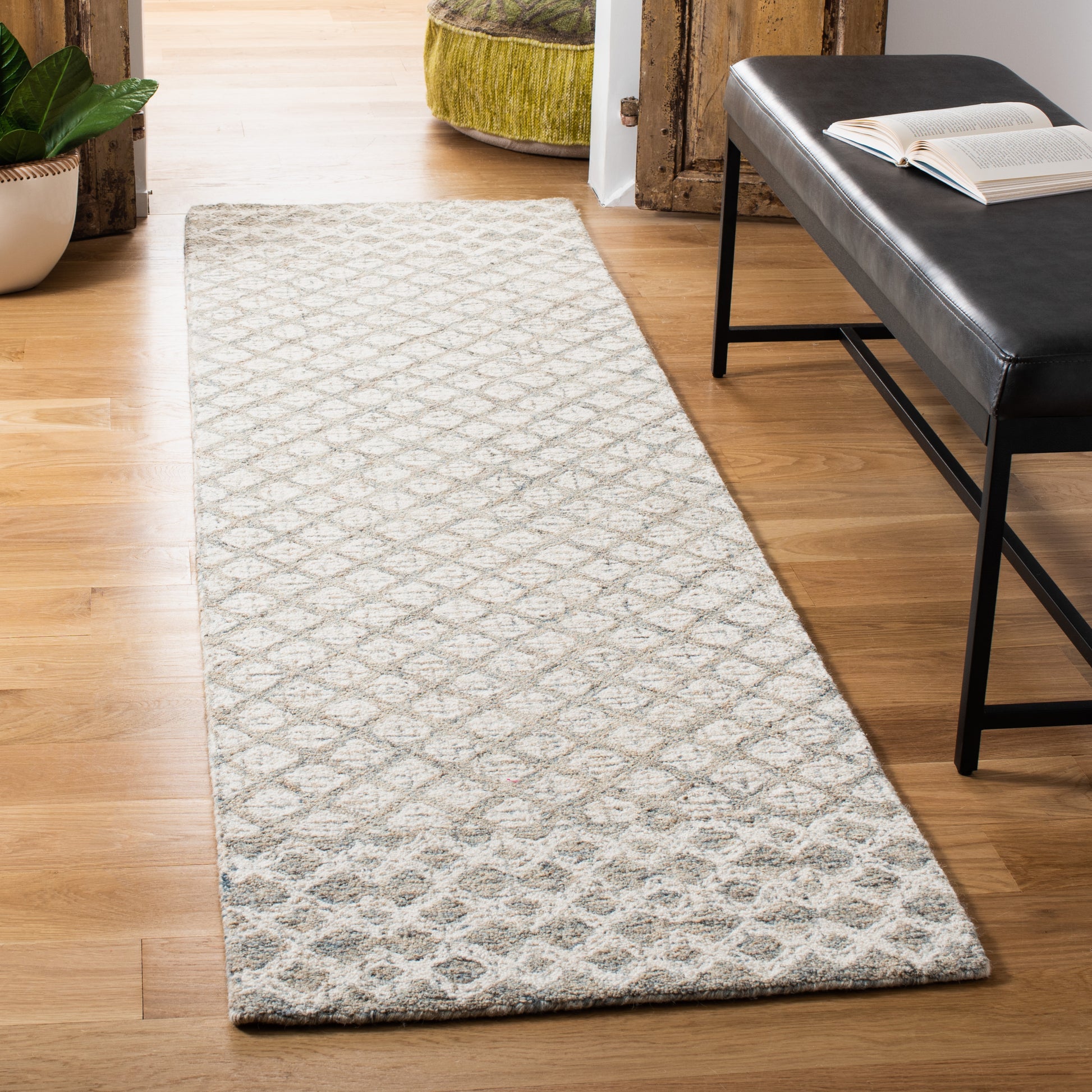 Safavieh Abstract Abt203F Ivory/Grey Area Rug