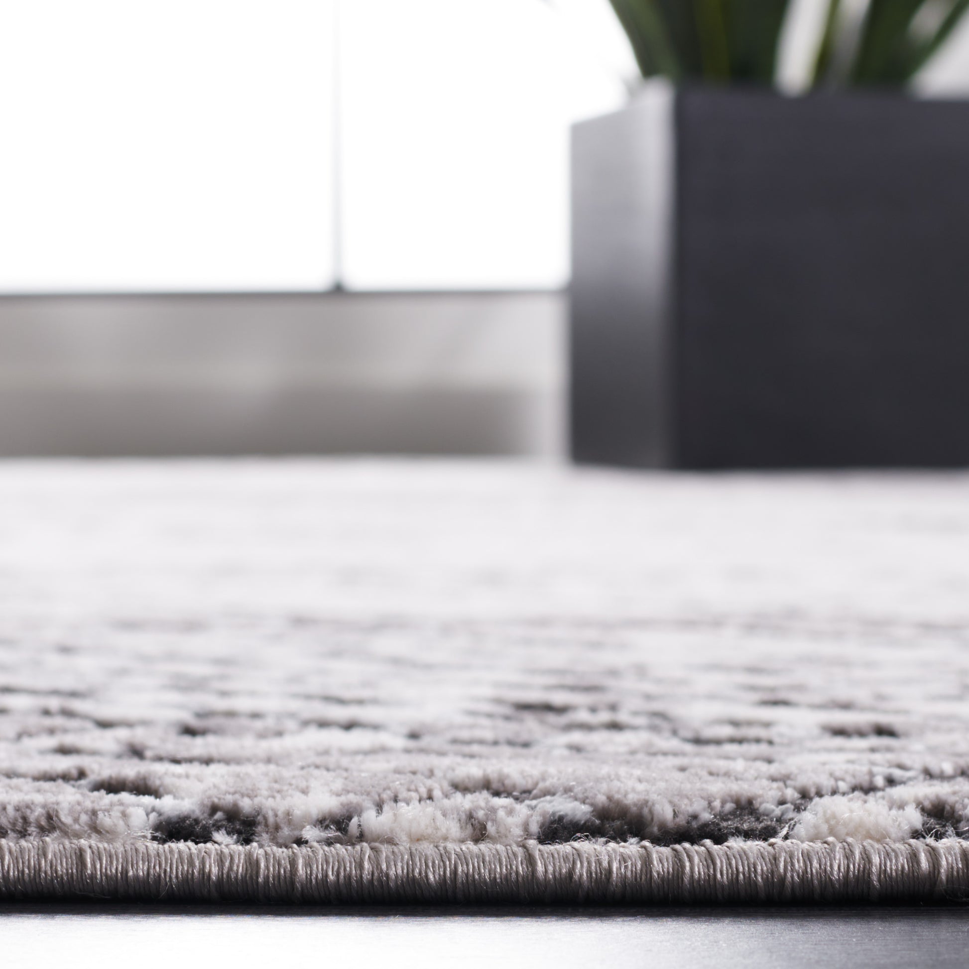 Safavieh Amelia Ala275G Grey/Charcoal Area Rug