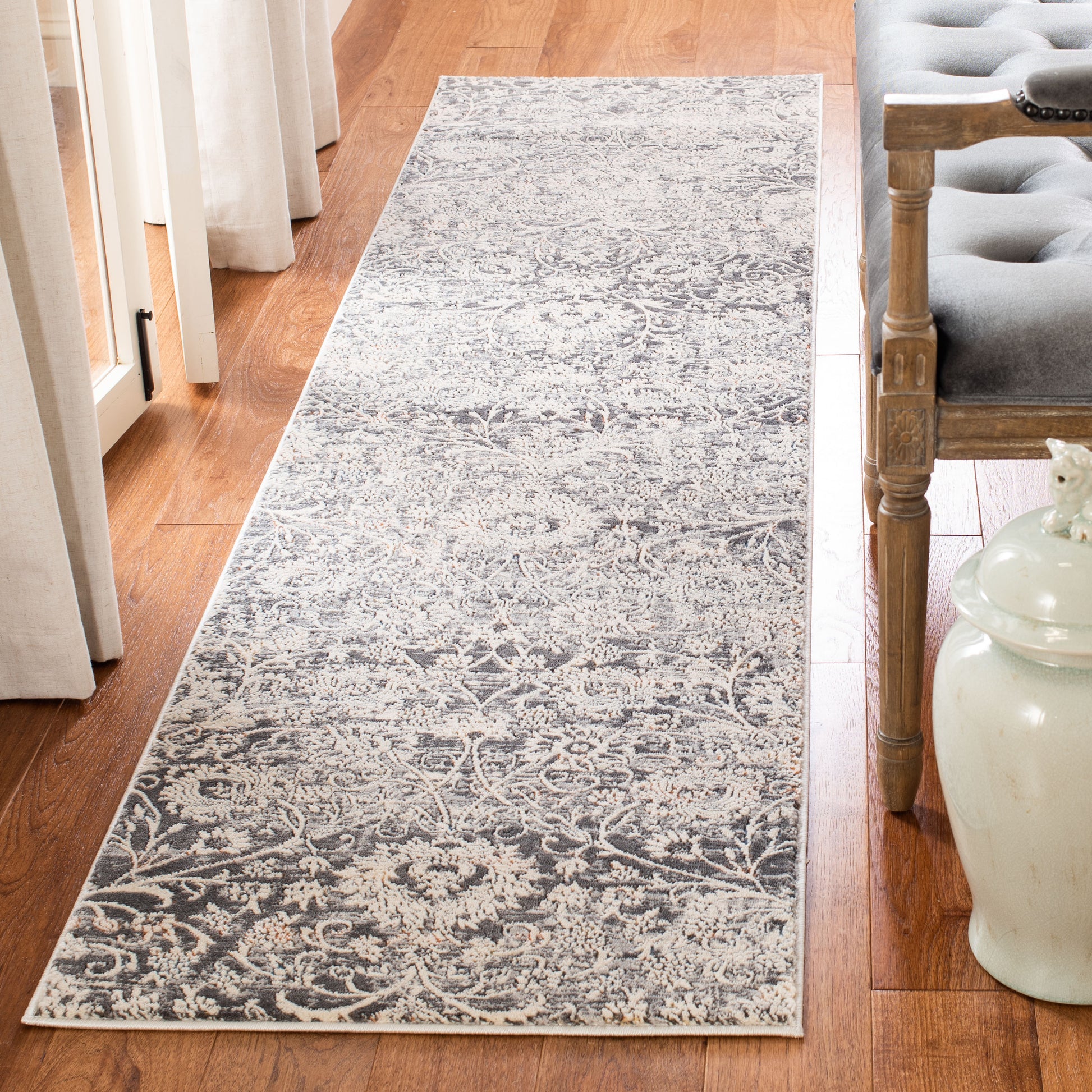 Safavieh Alhambra Alh617A Cream/Grey Area Rug