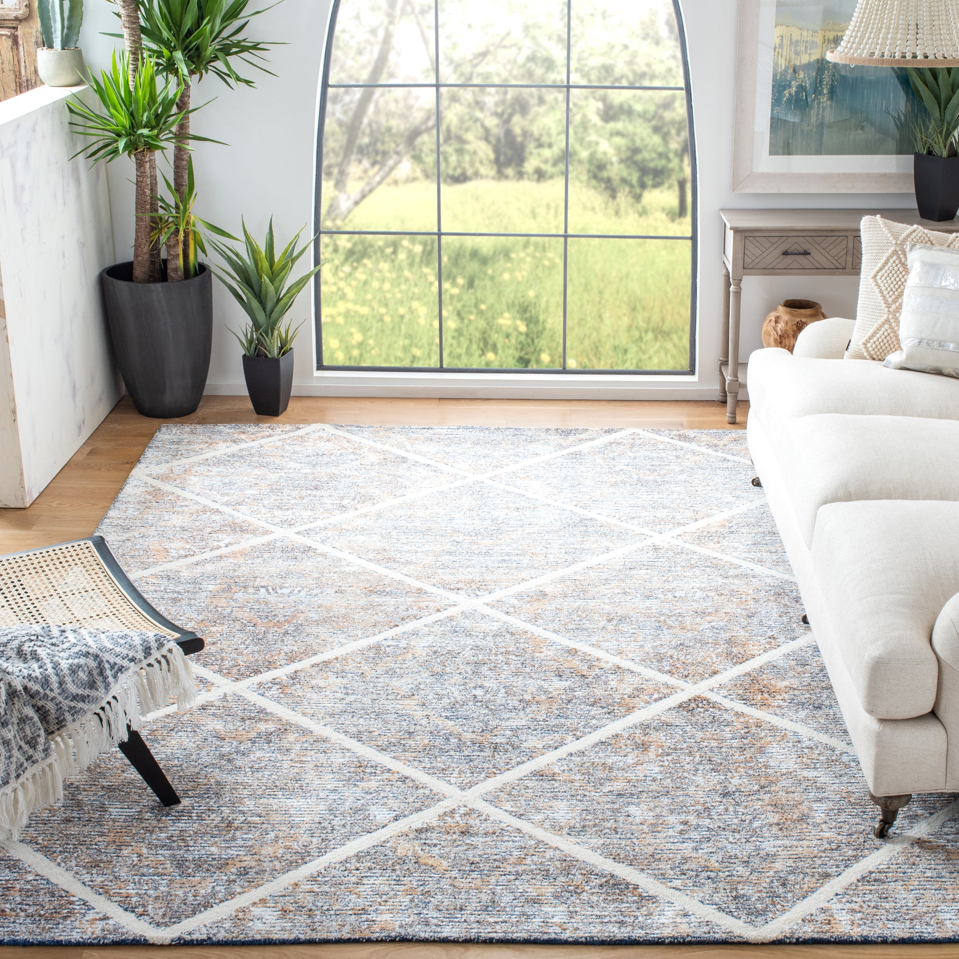 Safavieh Artistry Arr667D Ivory/Gold Area Rug