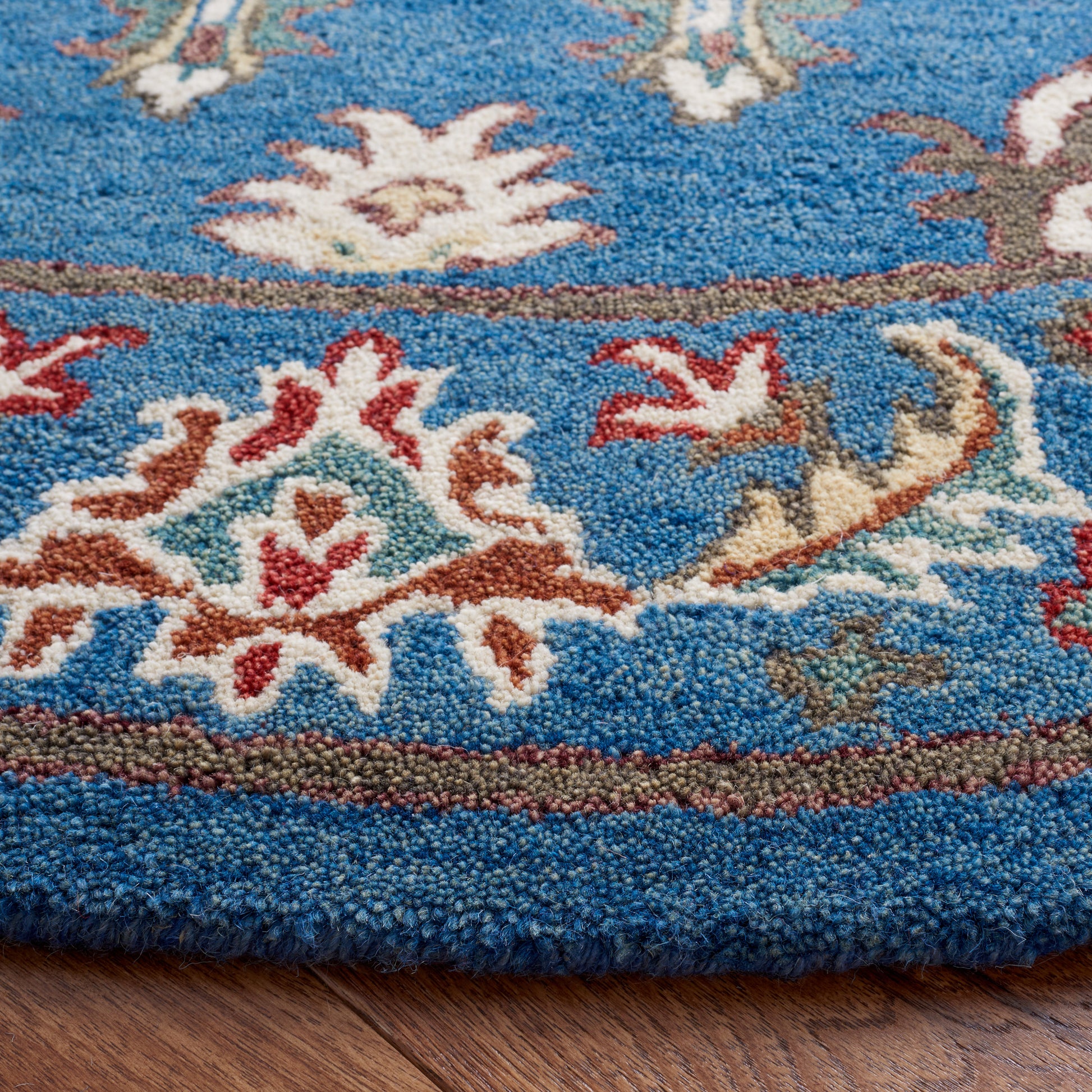 Safavieh Antiquity At520M Blue/Ivory Area Rug