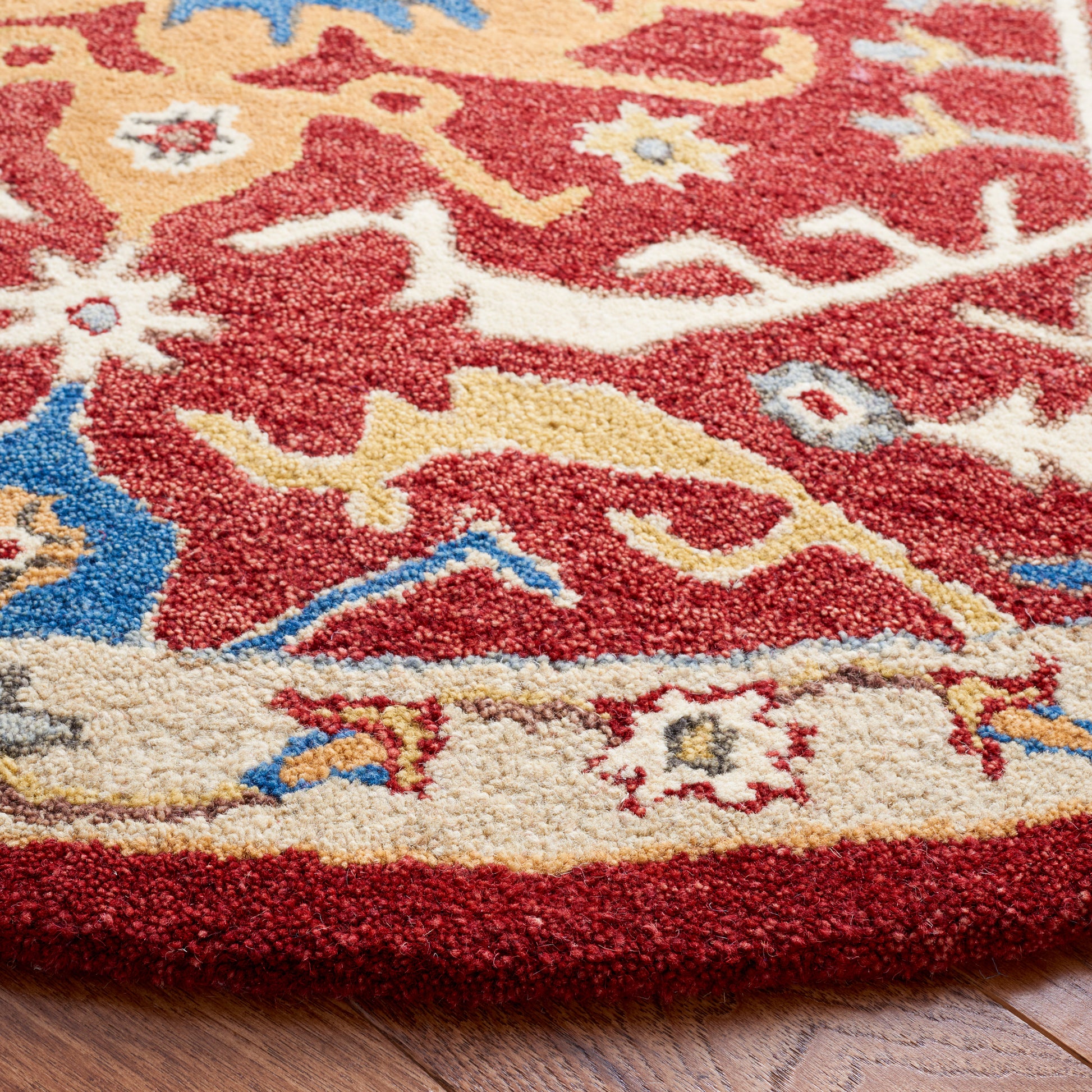 Safavieh Antiquity At522Q Red/Yellow Area Rug