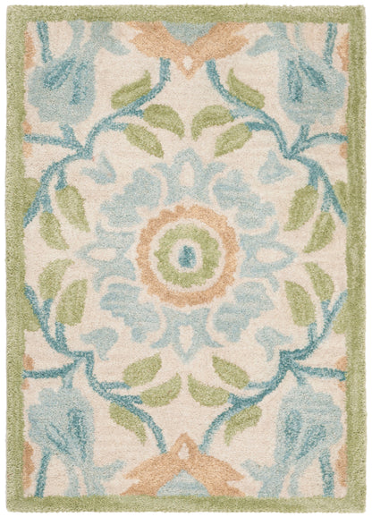 Safavieh Antiquity At59A Ivory/Green Area Rug