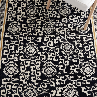 Safavieh Antiquity At860Z Black/Ivory Area Rug