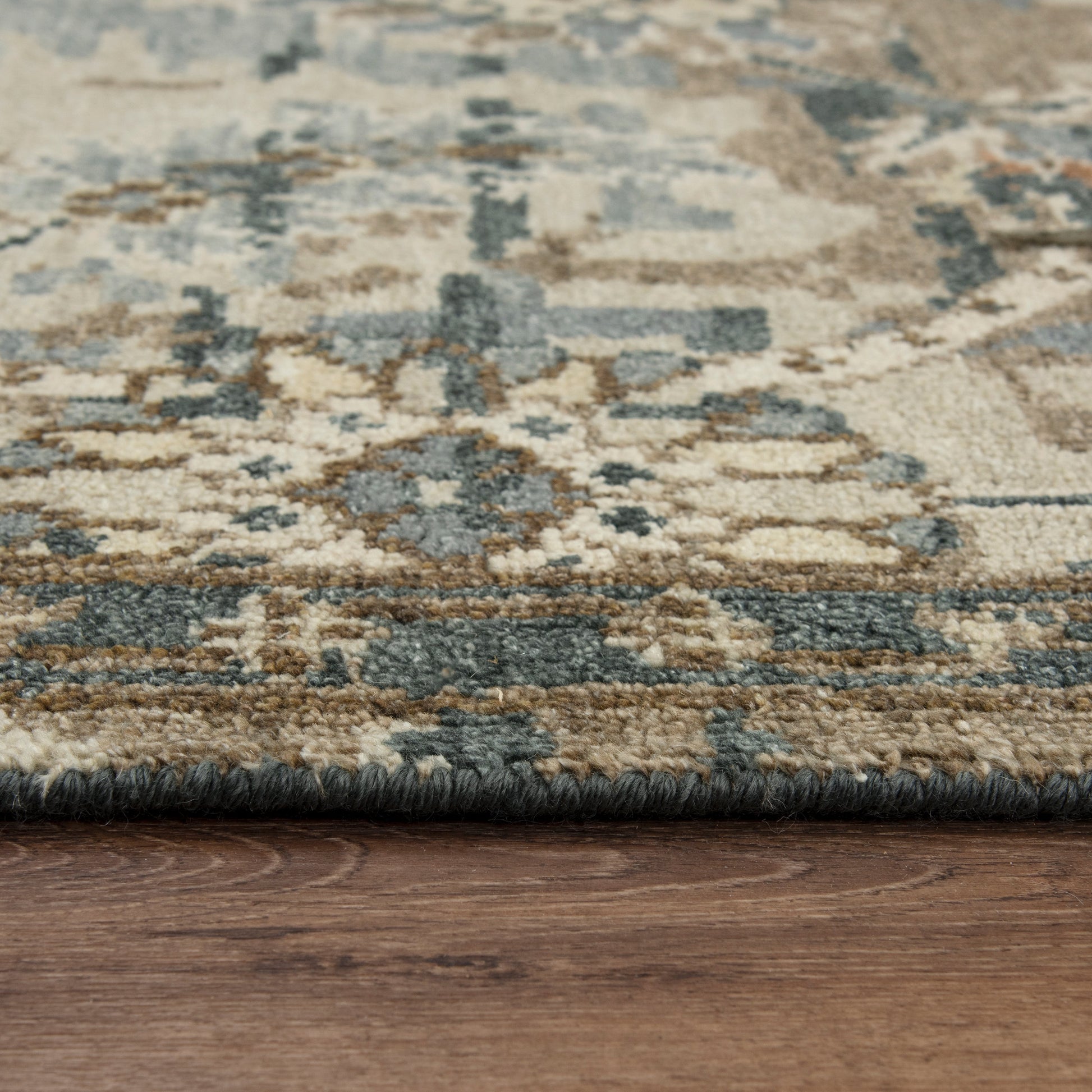 Rizzy Ashton Atn917 Beige Area Rug