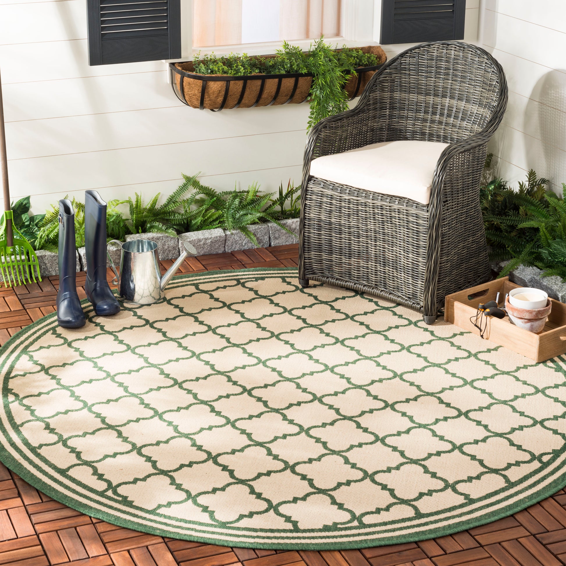 Safavieh Beach House Bhs121W Cream/Green Area Rug