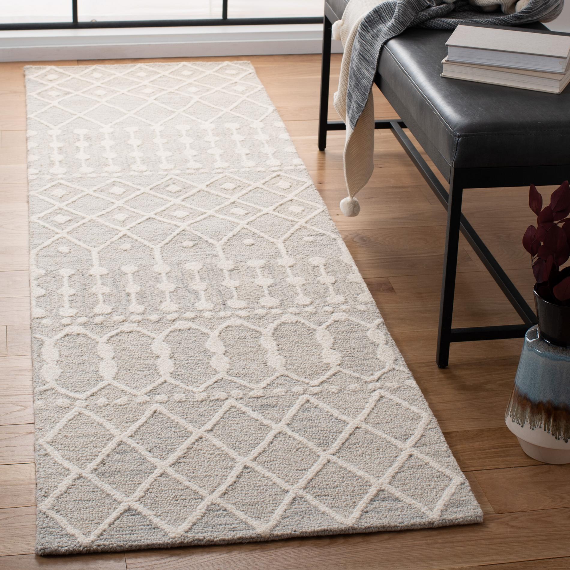 Safavieh Blossom Blm115G Silver/Ivory Area Rug