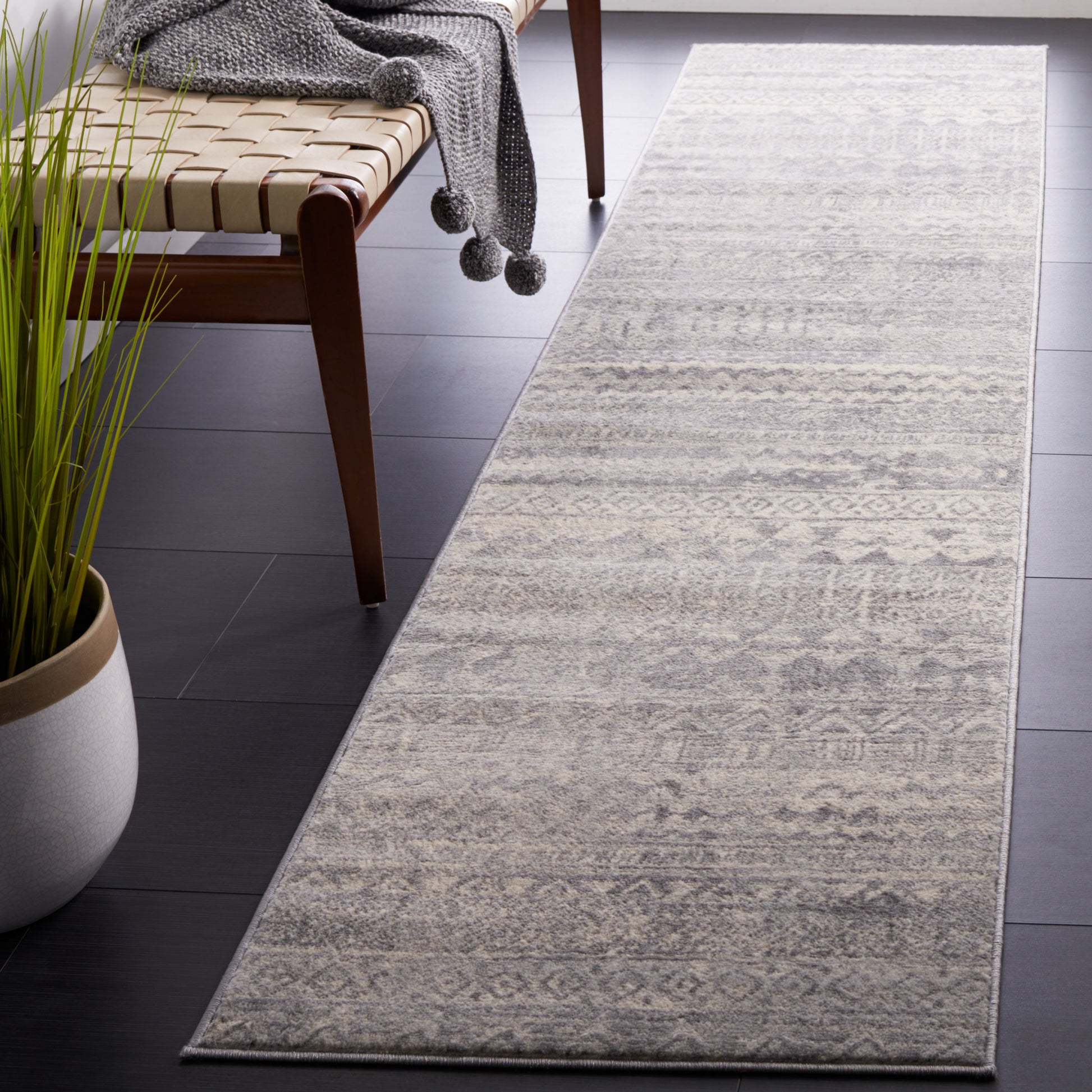 Safavieh Brentwood Bnt835F Grey/Light Grey Area Rug