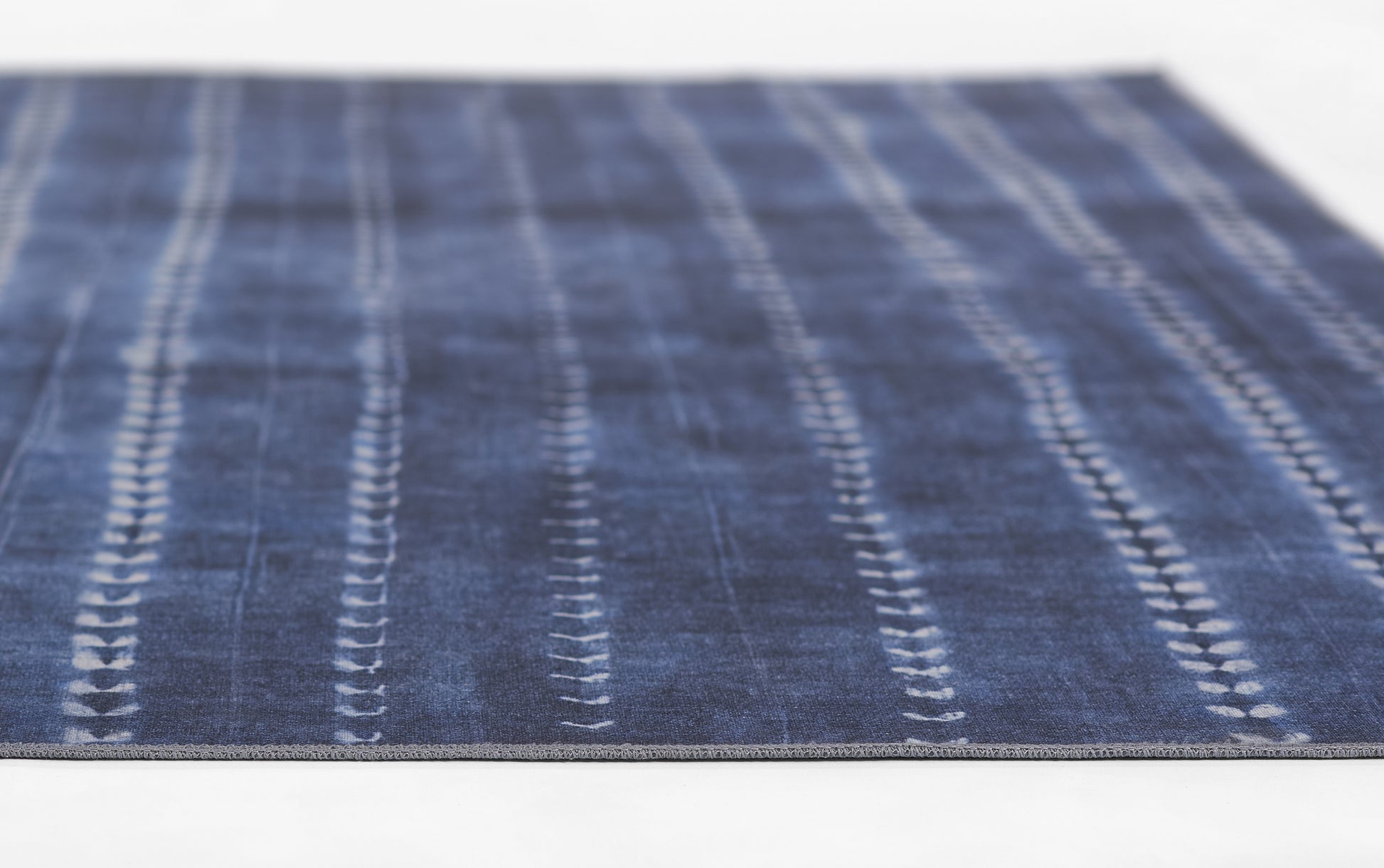 Momeni Bolt Bol-3 Denim Area Rug