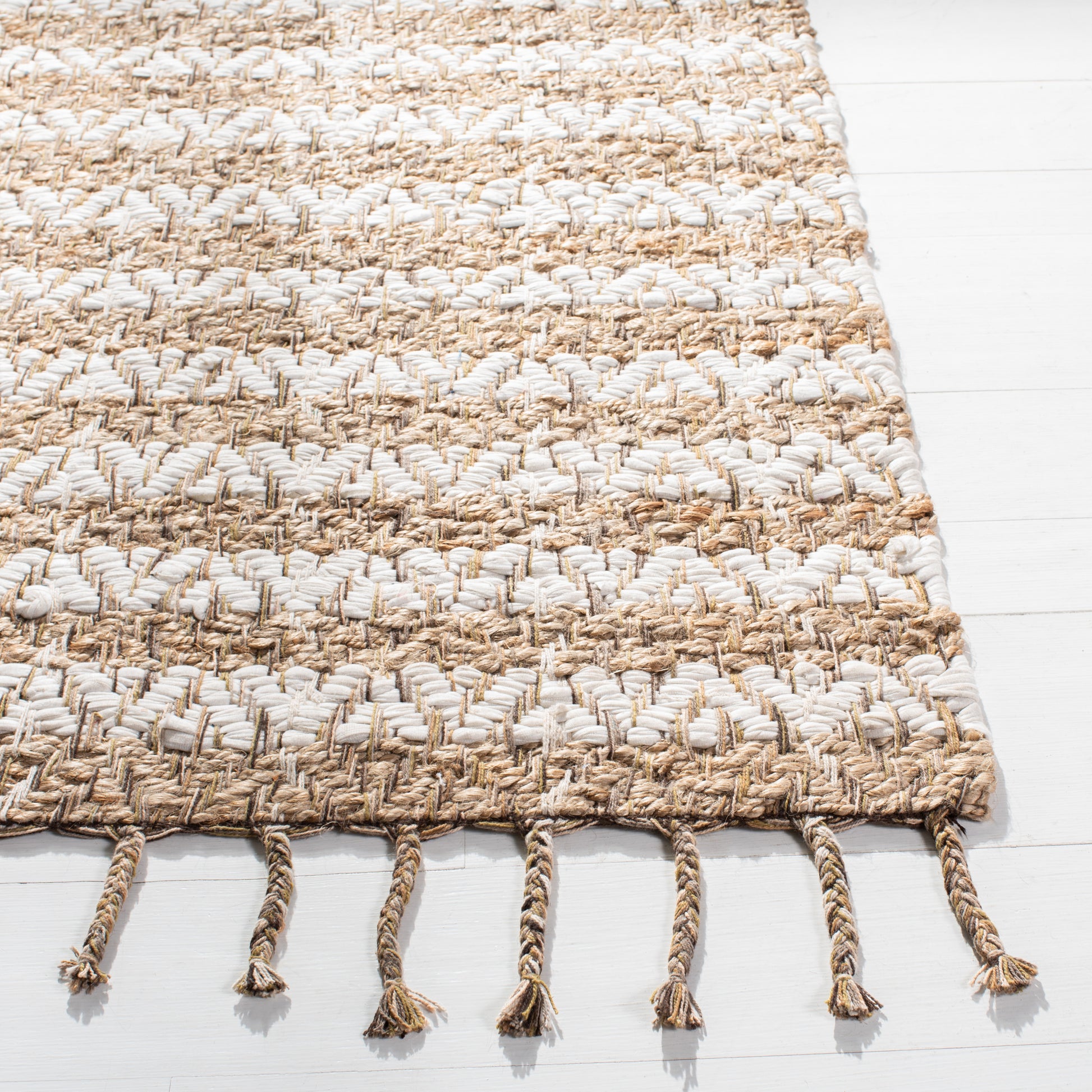 Safavieh Cape Cod Cap844A Ivory/Natural Area Rug