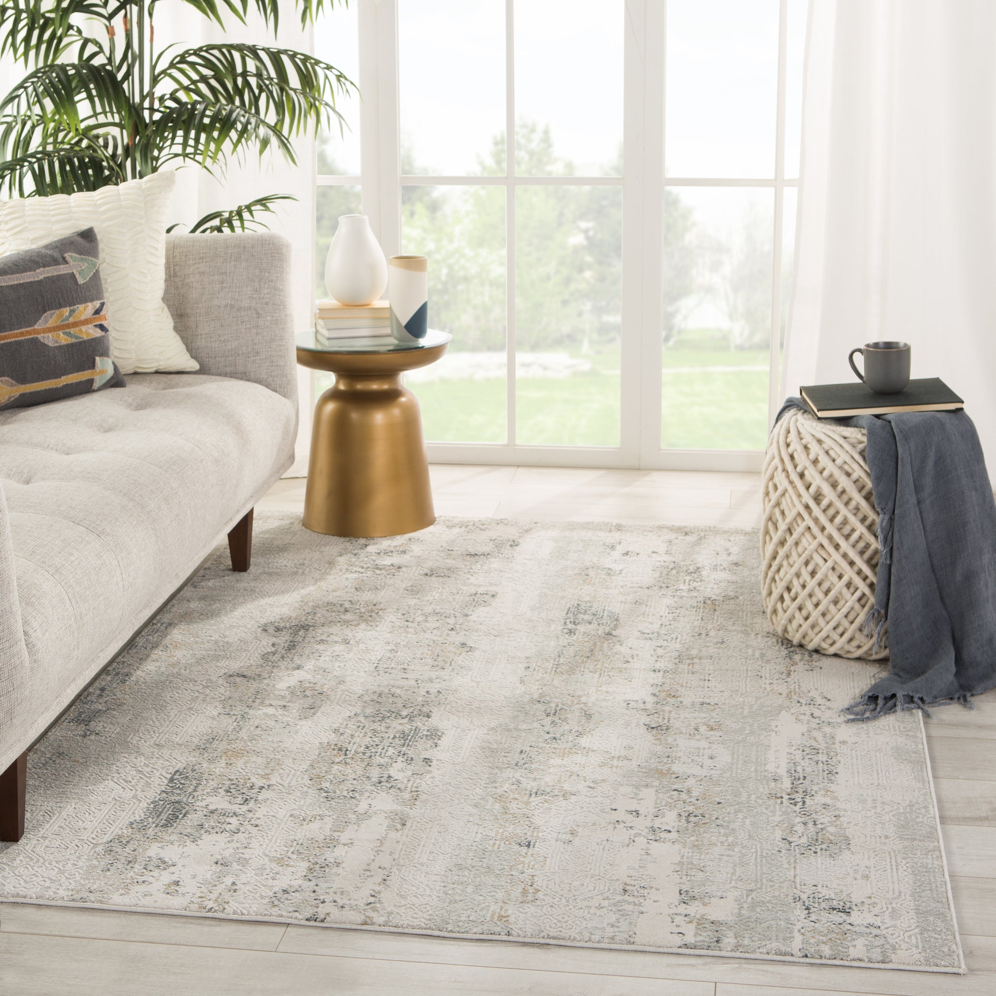 Jaipur Cirque Jaspal Ciq35 Gray/White Area Rug