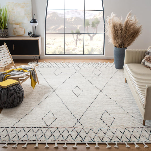 Safavieh Casablanca Csb492A Ivory/Black Area Rug