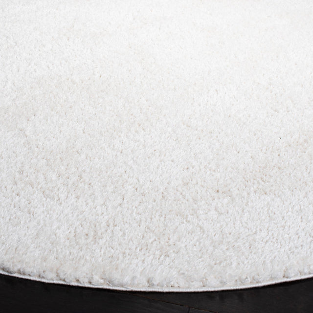 Safavieh Decora Shaggy Des101 Ivory Rug.