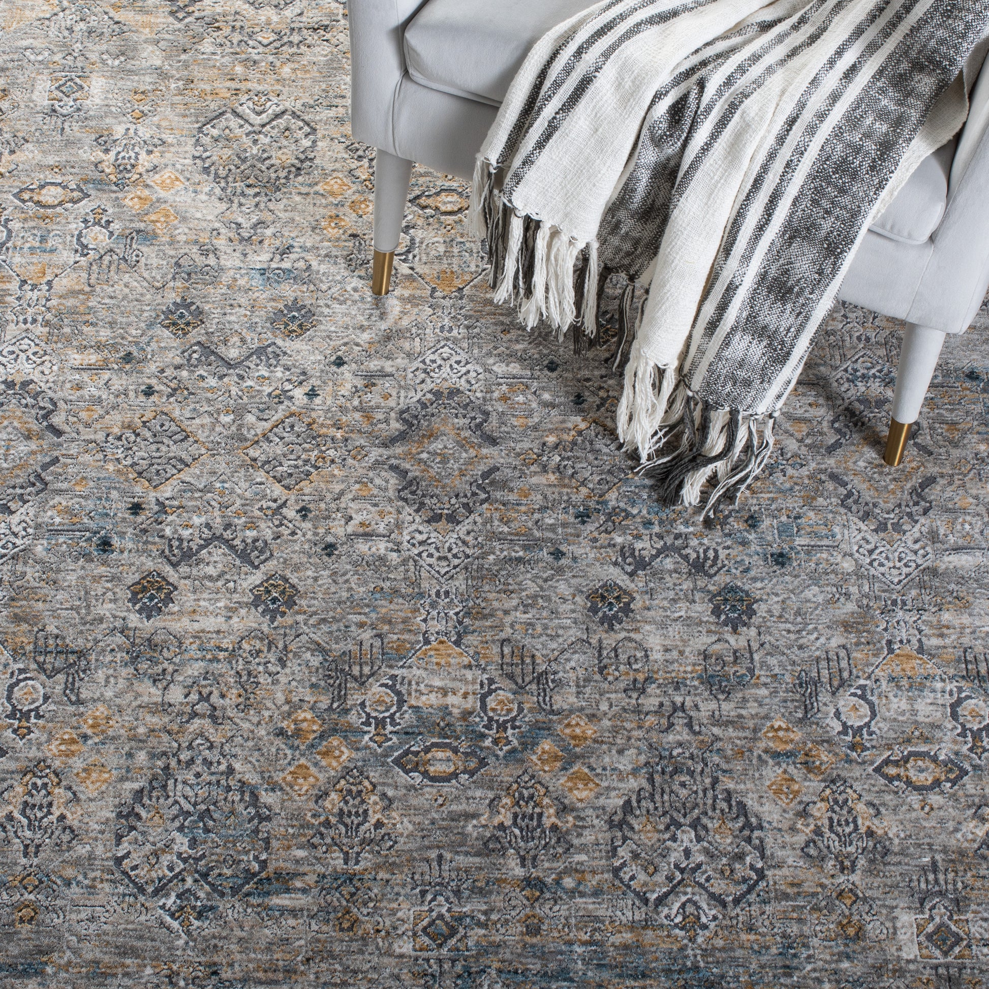 Safavieh Dream Drm725F Grey/Gold Area Rug