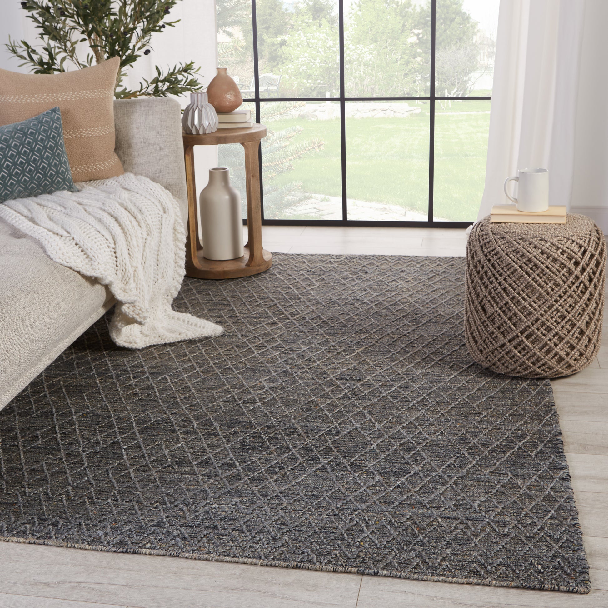 Jaipur Emblem Morse Emb03 Gray/Dark Blue Area Rug