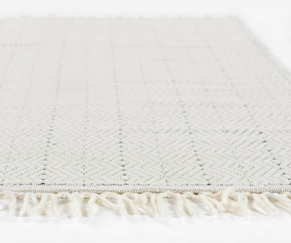 Momeni Ember Emr-3 Ivory Area Rug