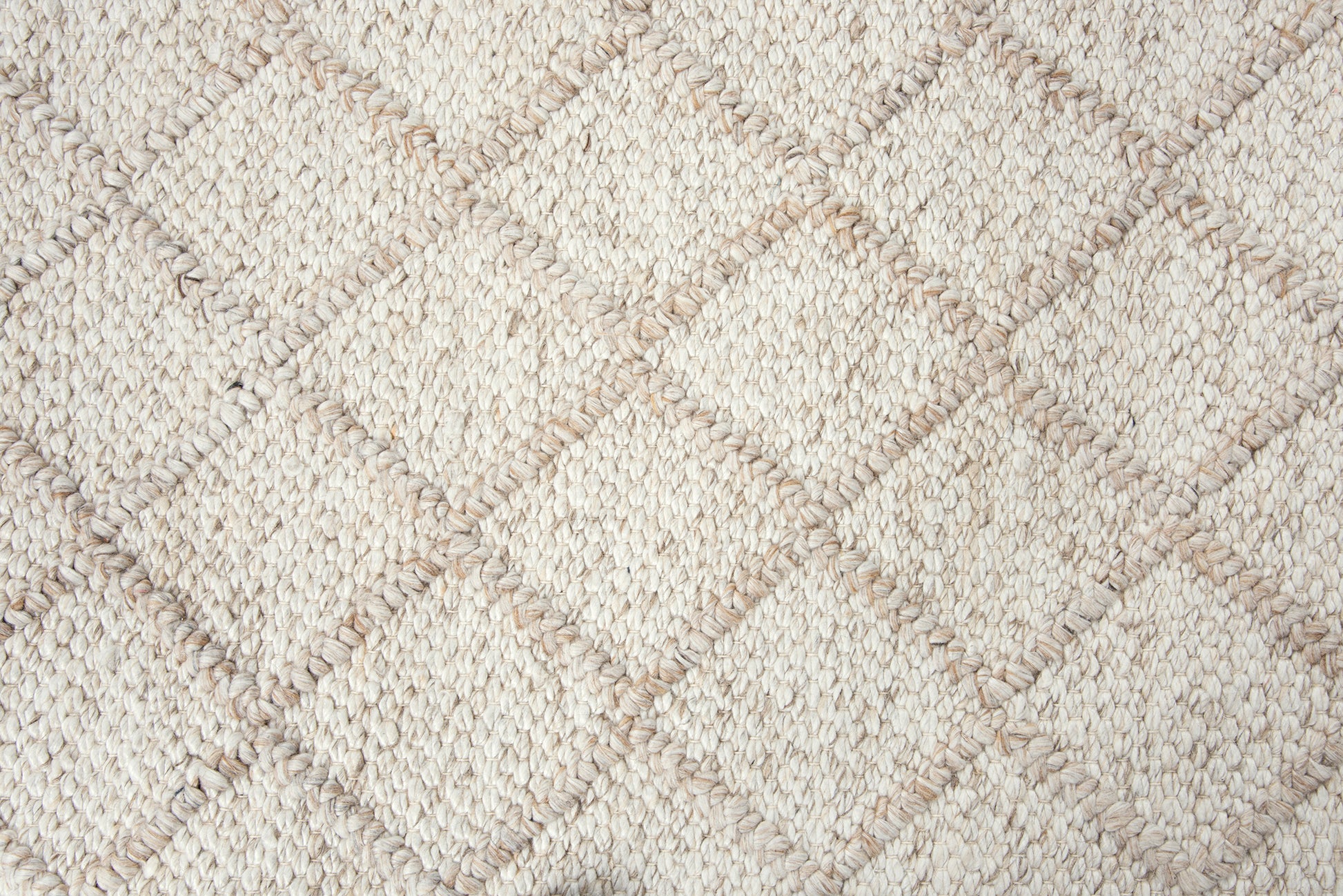 Rizzy Ewe Complete Me Ewe107 Beige Area Rug