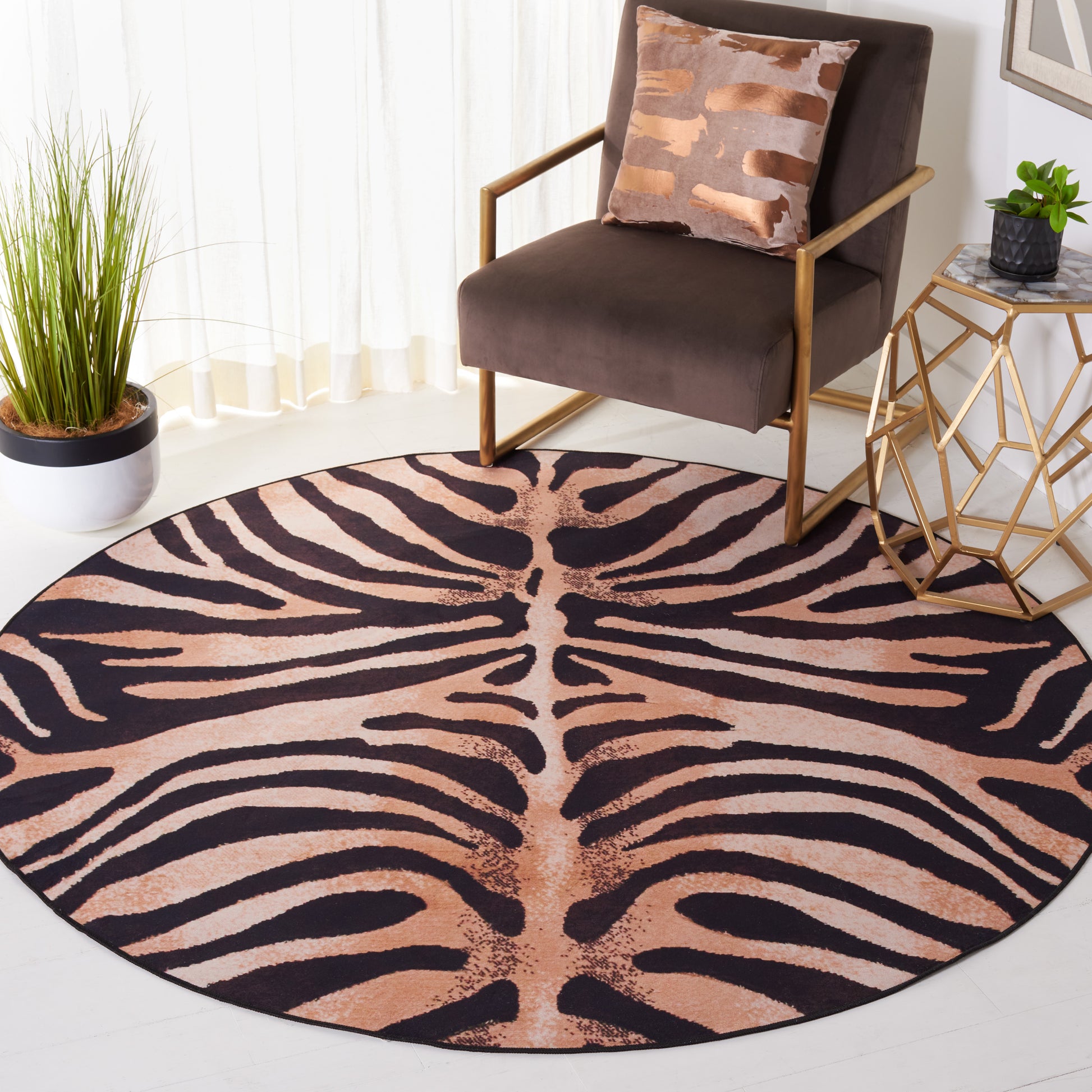 Safavieh Faux Hide Fah547P Light Orange/Black Area Rug