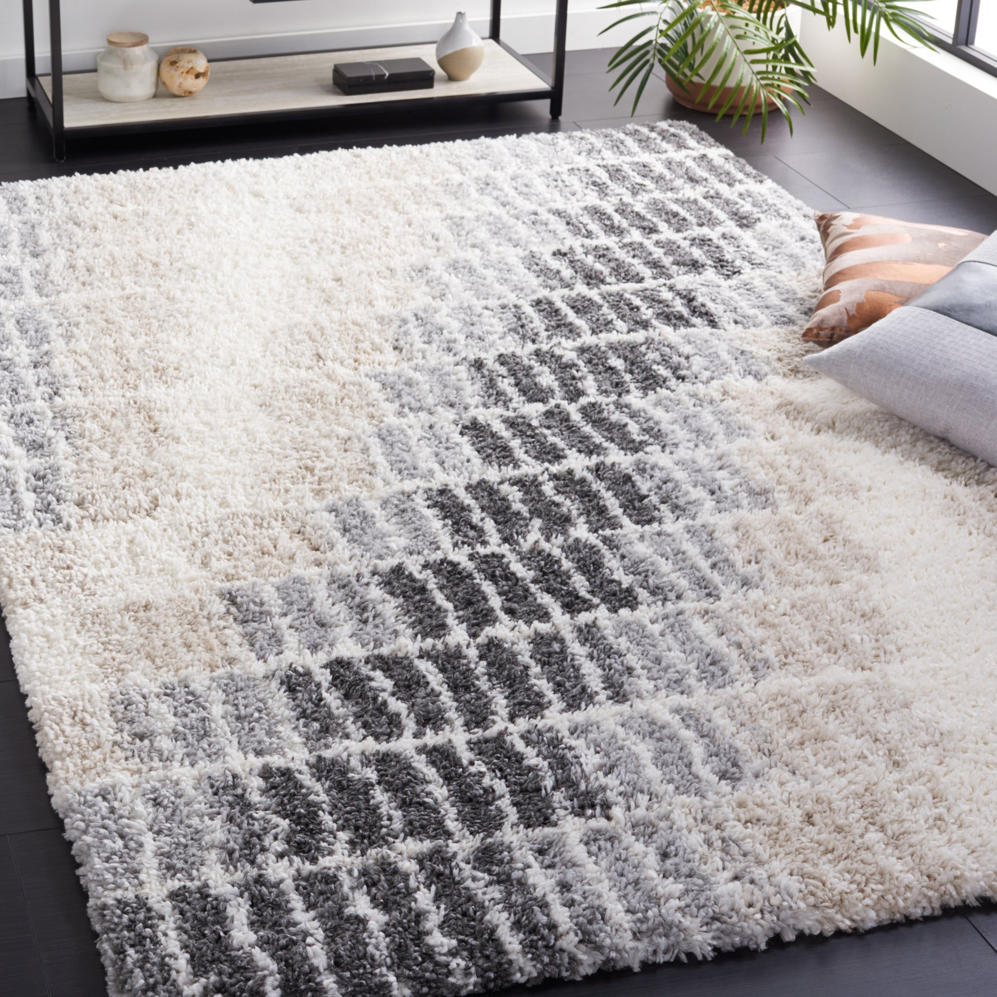 Safavieh Fontana Shag Fnt823A Ivory/Grey Area Rug