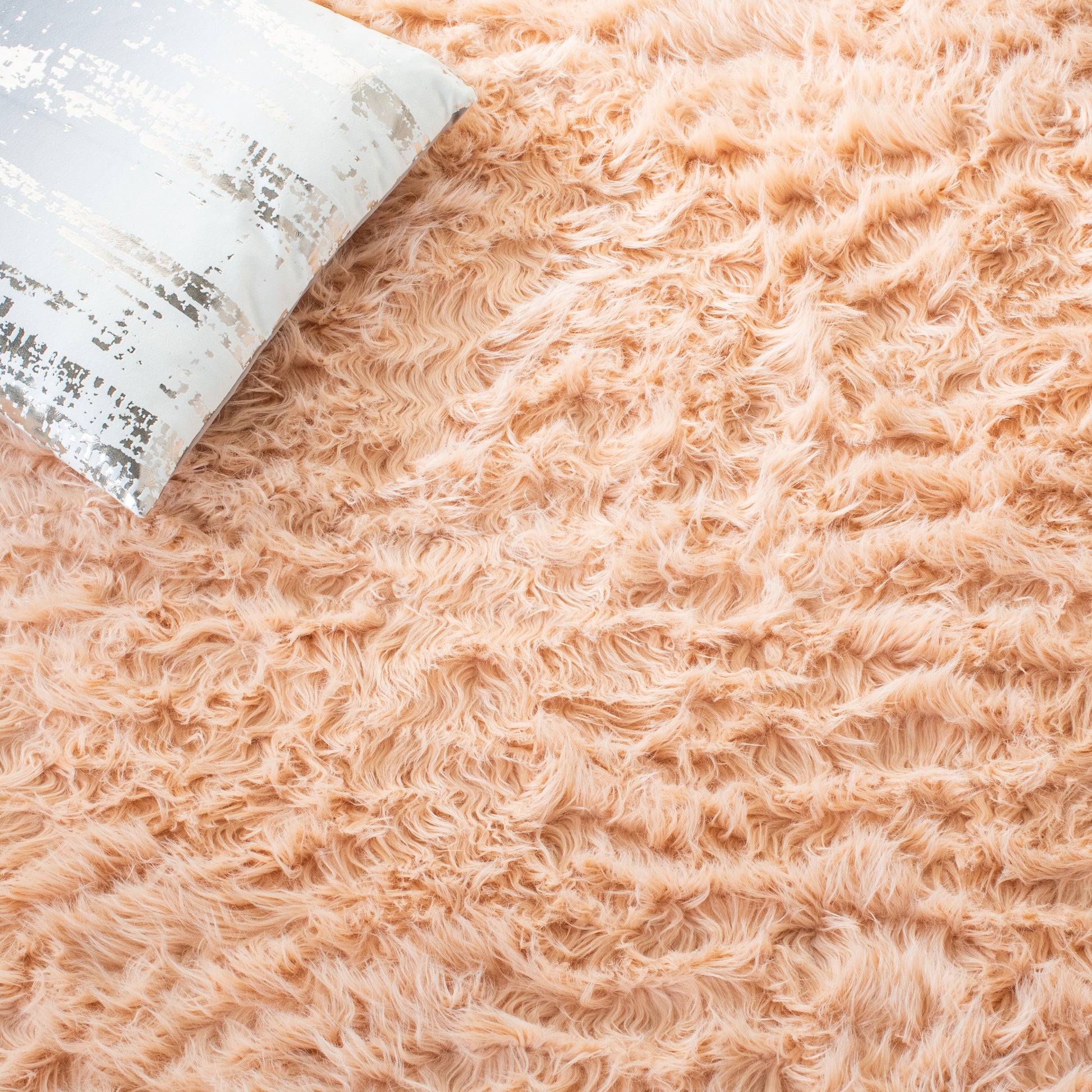 Safavieh Faux Sheep Skin Fss235U Light Pink Area Rug