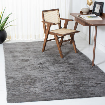 Safavieh Faux Sheep Skin Fss535D Grey Area Rug