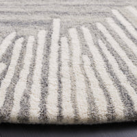 Safavieh Fifth Avenue Ftv129F Grey/Ivory Area Rug