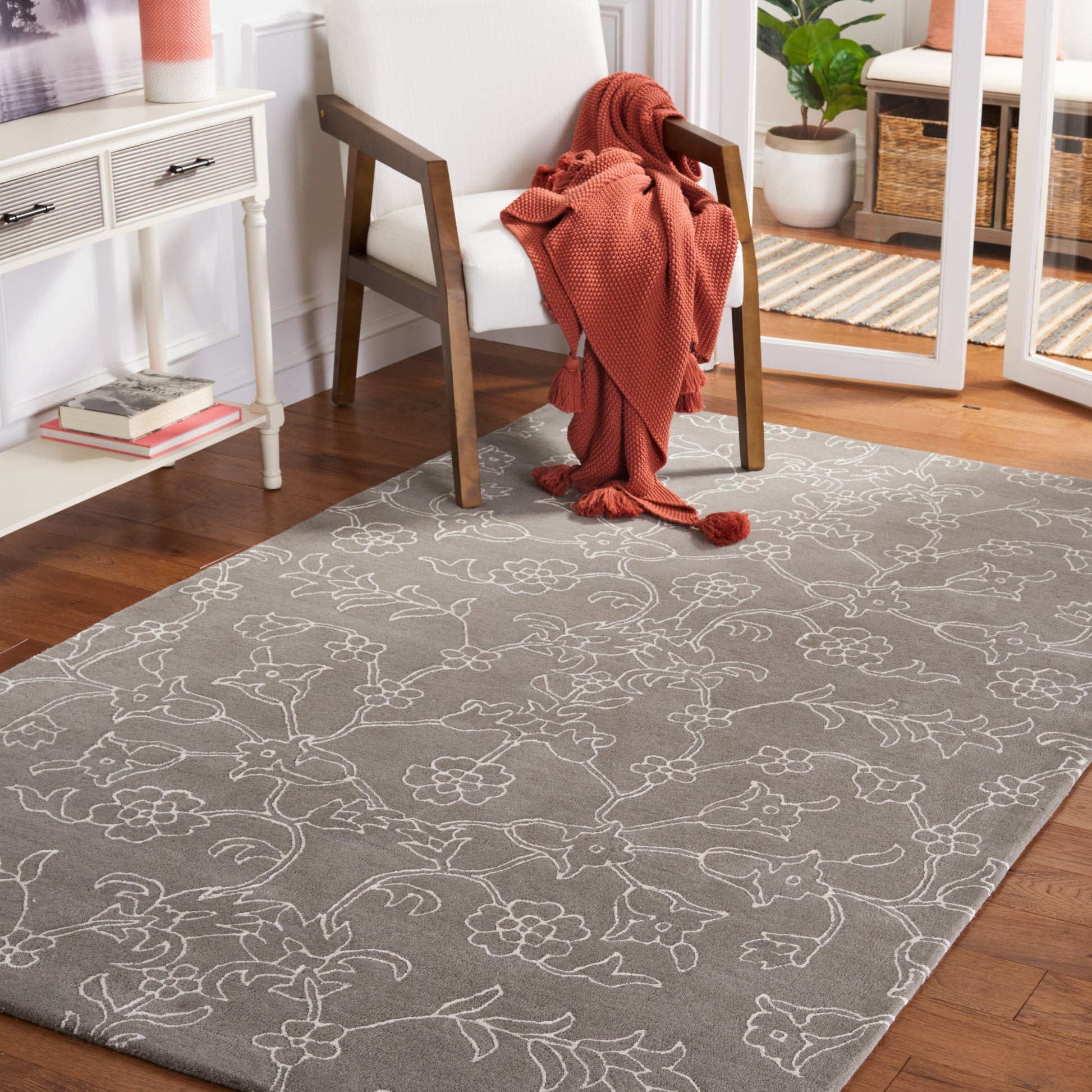 Safavieh Fifth Avenue Ftv135H Dark Grey/Ivory Area Rug