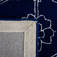 Safavieh Fifth Avenue Ftv135N Navy/Ivory Area Rug