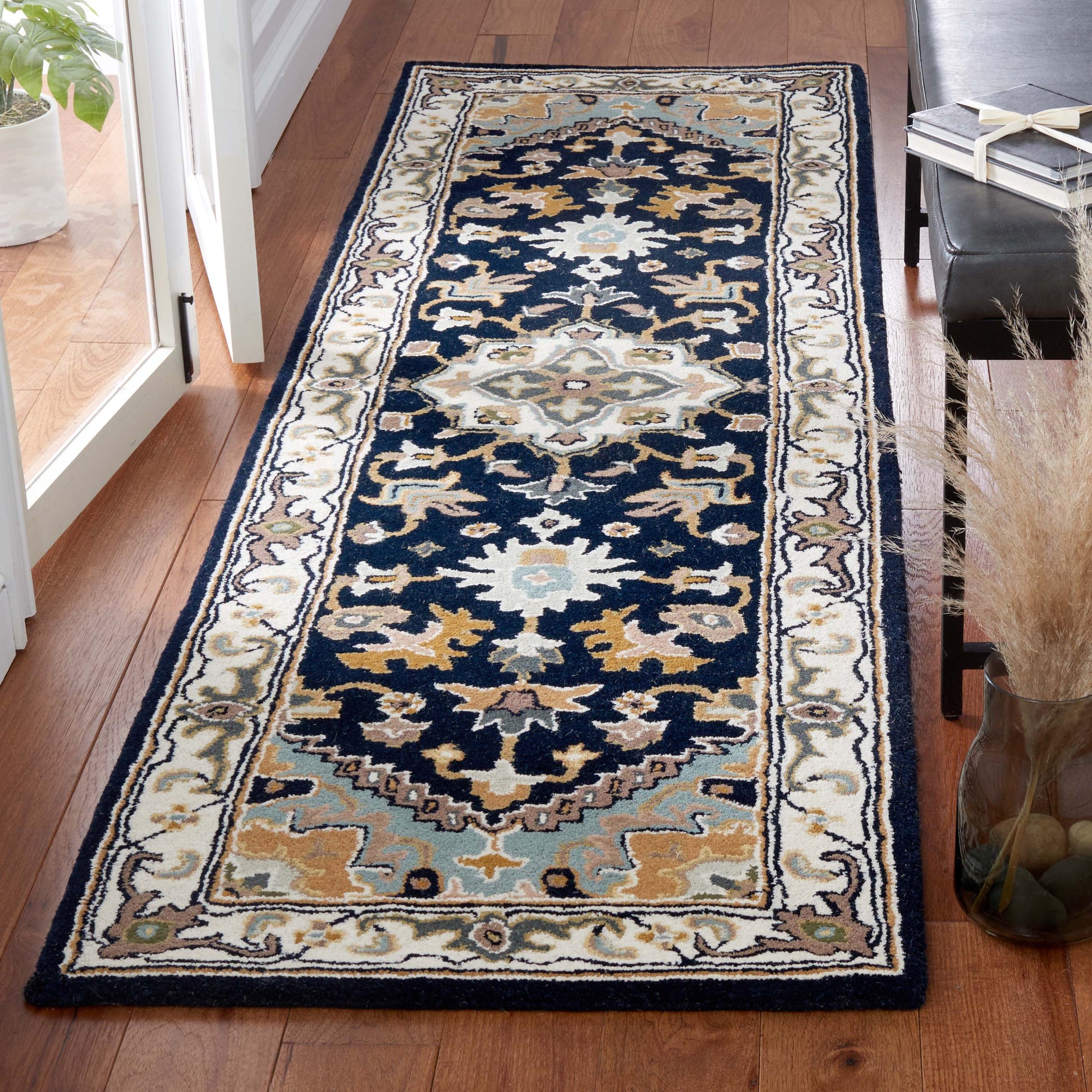 Safavieh Heritage Hg625N Navy/Ivory Area Rug